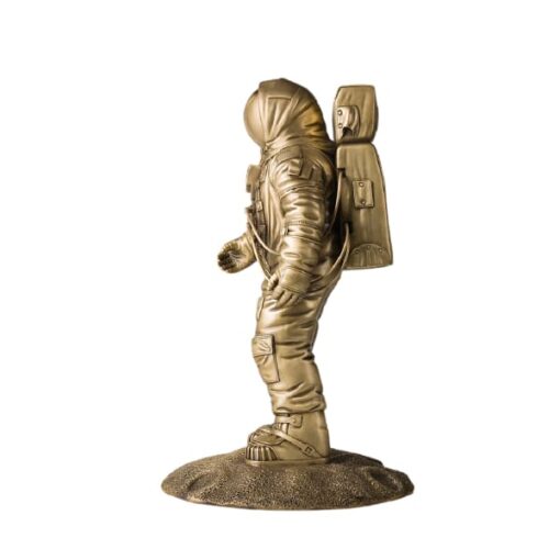 statue astronaute grande